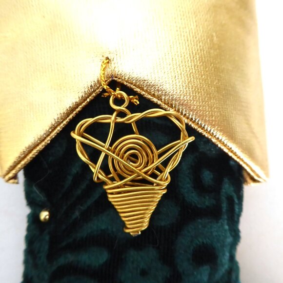 NEW 6” EMBROIDERED BEADED MINIATURE CHRISTMAS STOCKING ORNAMENT GIFT CARD HOLDER - Picture 11 of 14